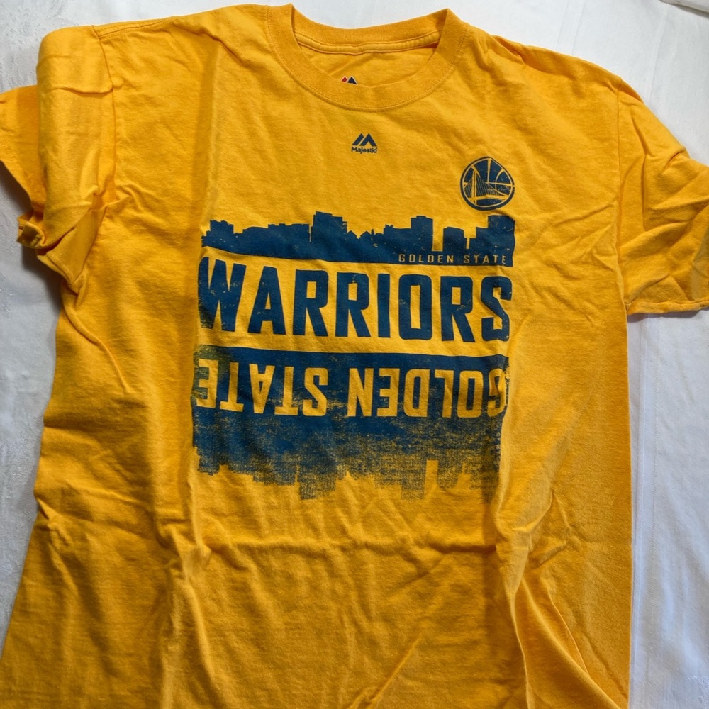 Large Golden State Warriors T-shirt